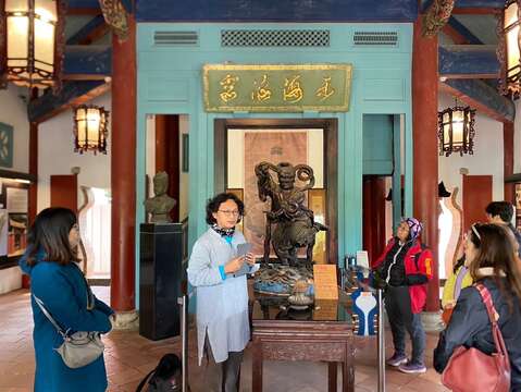 遊客透過職人視角了解臺南的文化