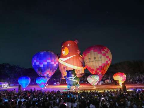 西拉雅森活节热气球光雕秀历史照片