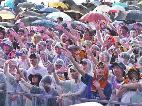 2024將軍吼Day2_大雨澆不熄熱情民眾