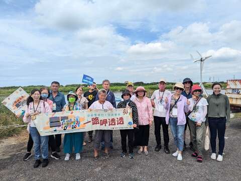 「養殖海鮮大探索場」介紹榮獲神農獎的三養哲學，將大海複製到漁塭的生態養殖理念