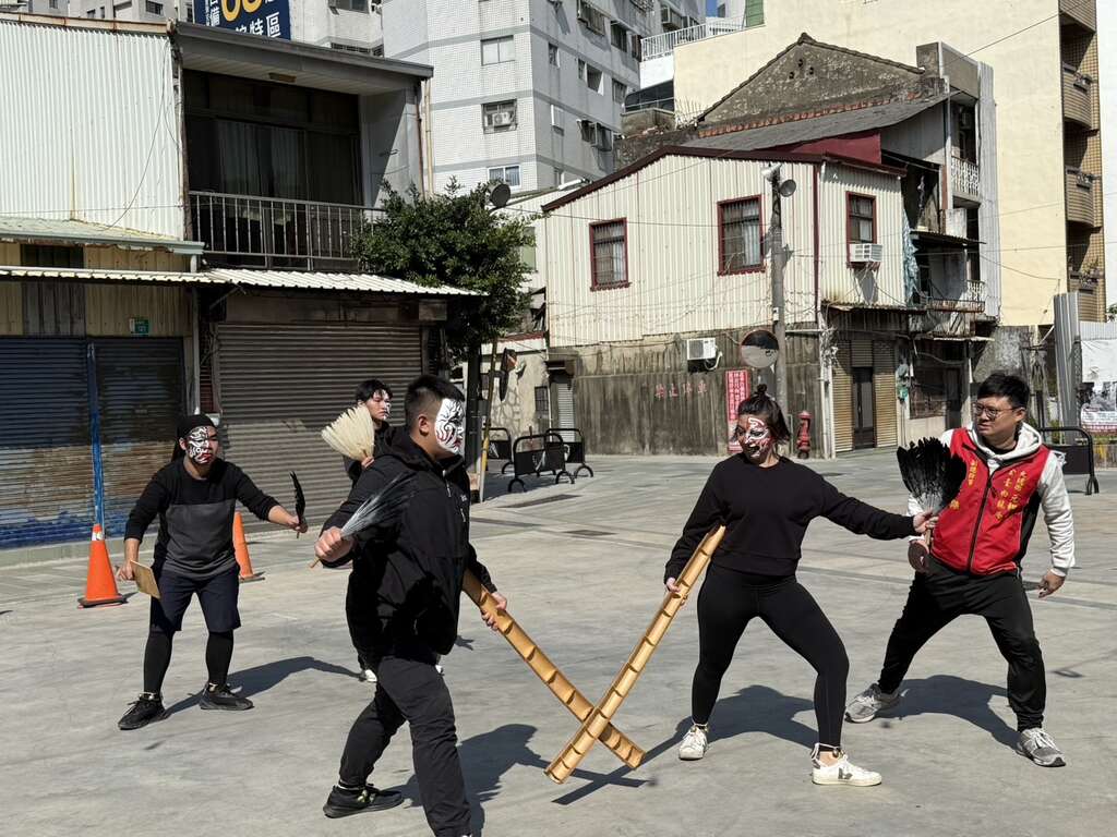 台南觀光驚艷國際 黃偉哲市長親迎美國艾美獎團隊拍出府城新魅力