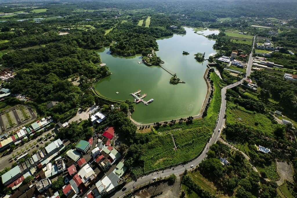 从空中俯瞰虎头埤美景