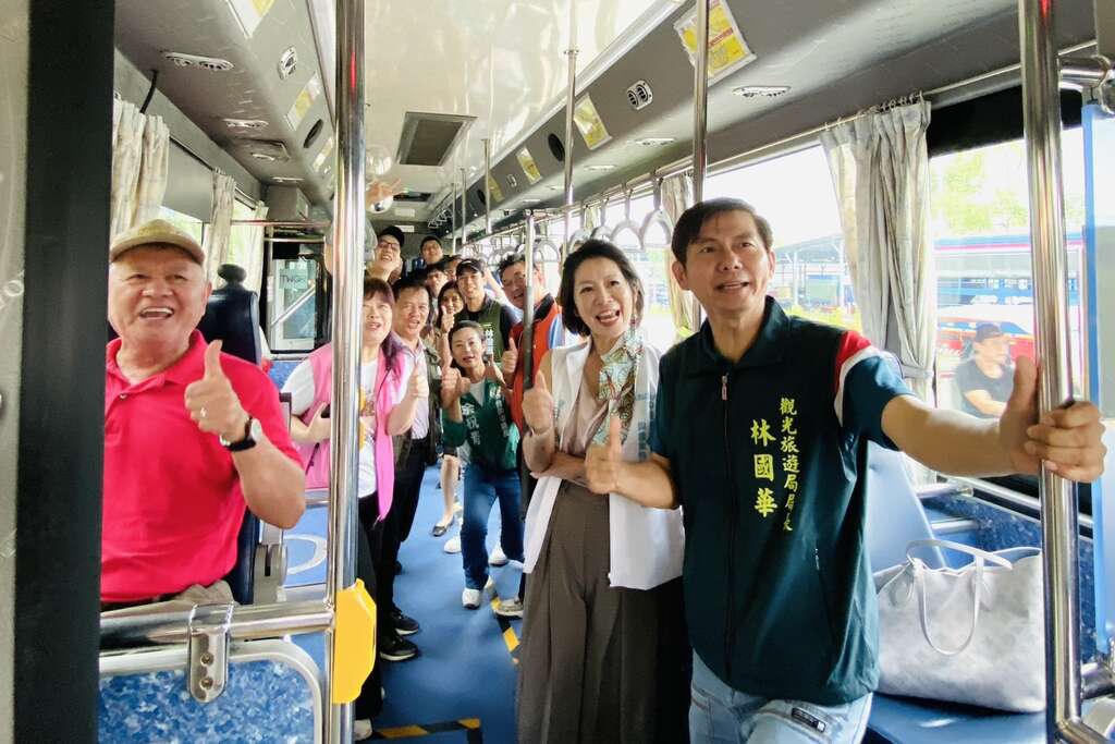 车内开箱照