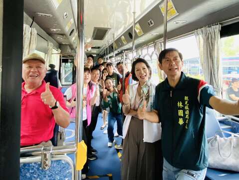 车内开箱照