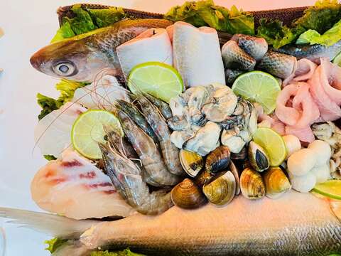 谢掌柜总汇海鲜粥食材