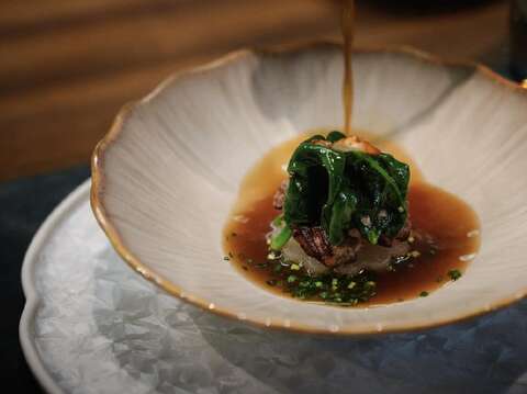 FUKAI「土鸡」呈现浓浓台湾风味(FUKAI提供)