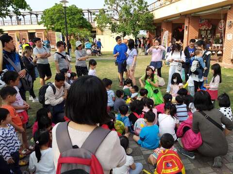 姐姐说故事(往年活动照)