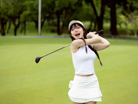 李多慧实际到台南五大球场体验