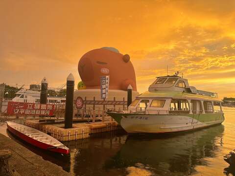 卡比胖拉在夕阳时也超美