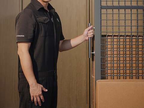 艺术修复师蔡舜任与团队设计规划的艺术品典藏暨展示系统。(蔡舜任提供)