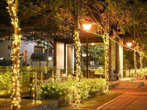 新营绿川廊道灯区