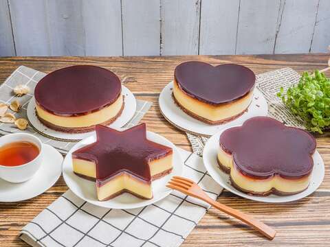 主打庆生与节日的水晶蛋糕，晶莹剔透，造型可爱，广受年轻族群喜爱。（滋养轩提供)