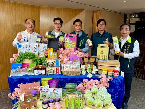 2026萤光花泉季-在地农产展示