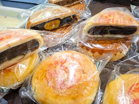 永南兴饼舖的汉饼皮薄馅多、真材实料。（张耘书拍摄）