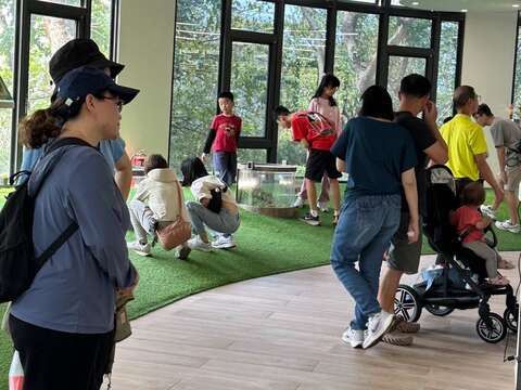 虎头埤亲子环教馆亲子参观情形