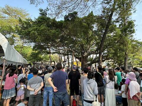 水交社园区爆满活动人潮