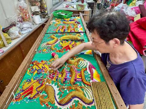 鱼头君带路电子报_刺绣