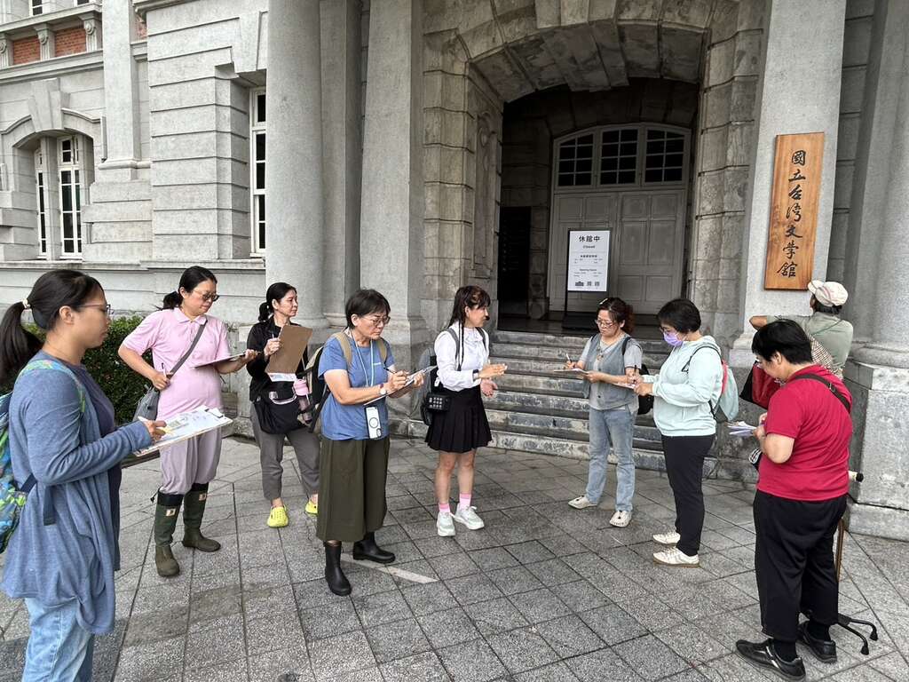 手语导览员培训现场景点导览解説