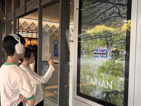 JR熊本白川出口刊登台南形象广告