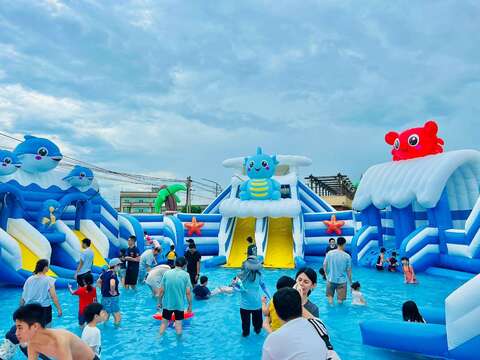 海洋奇缘巨型水乐园
