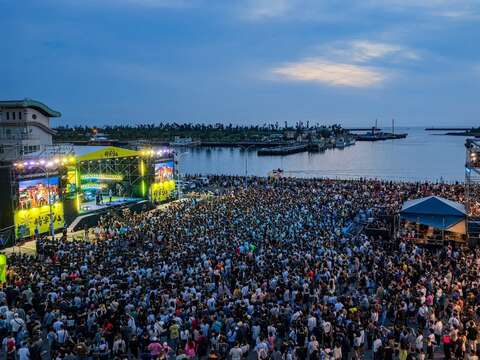 2026台南夏日音乐节-民众热烈参与