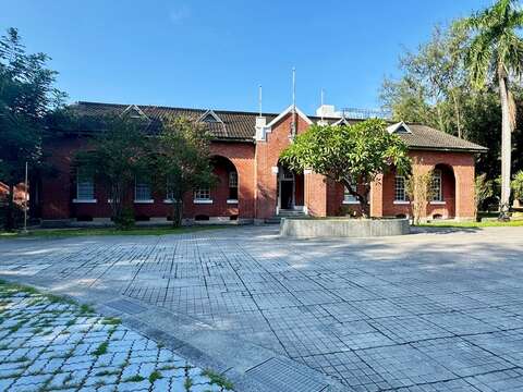 鱼头君带路电子报vo8._原日军台南卫戍病院