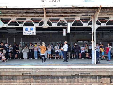 再会百年月台_行动剧