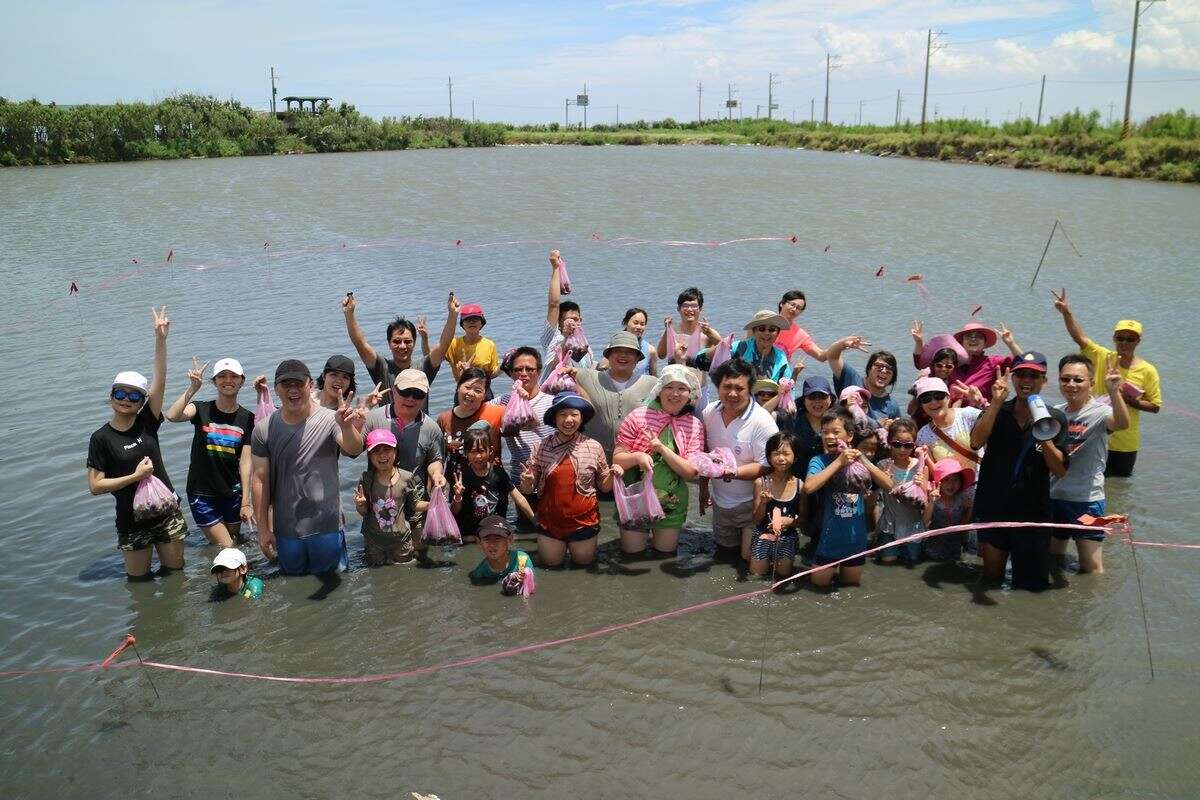 2018臺南七股海鮮節摸蛤活動