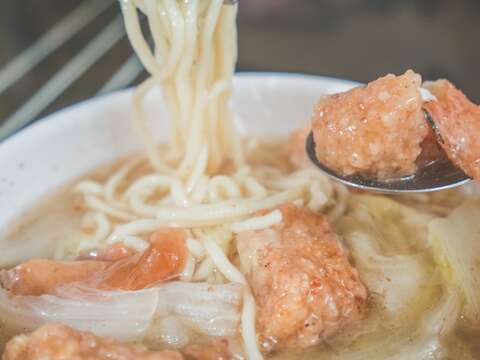 台南旅遊票選美食第一名-土魠魚羹