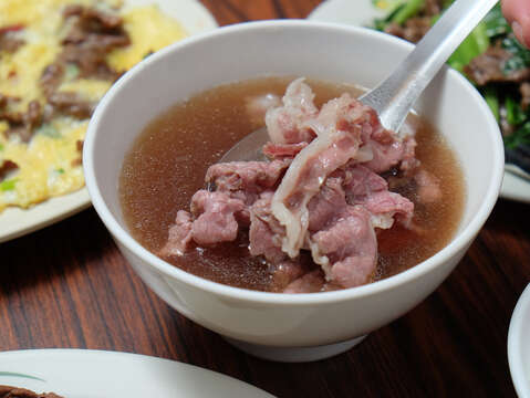 08-臺南美食-牛肉湯
