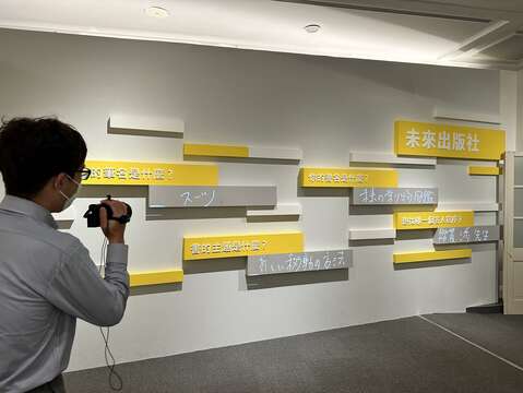 国立台湾文学馆开幕全新常设展「文学力─书写LÁN台湾」