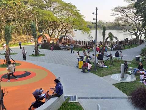 虎头埤风景区是个适合家庭野餐的好地方