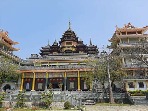 万佛寺(黄荣钦提供)