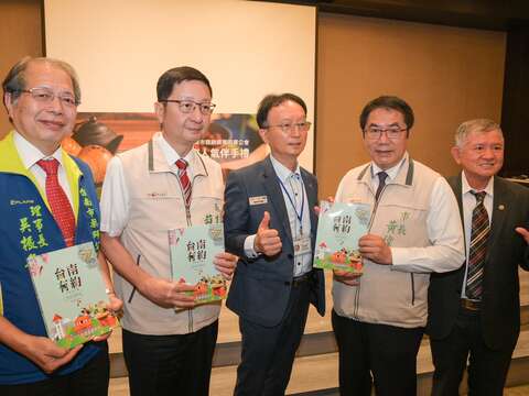 跟著黃偉哲市長一覽台南必買名店、名師、名點