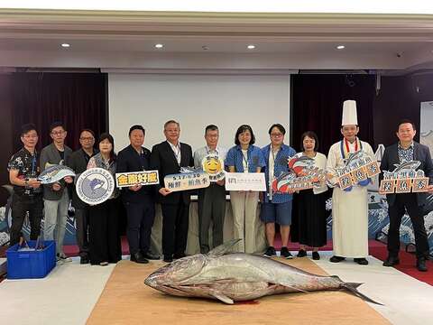 台南富信大飯店《極鮮。鮪魚季》開跑，首度引進整隻新鮮黑鮪魚