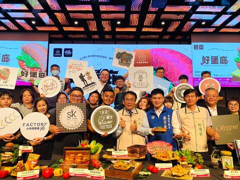 臺南「2023府城漢堡節」超過25家廚藝職人與全臺各地的餐車一起同歡樂