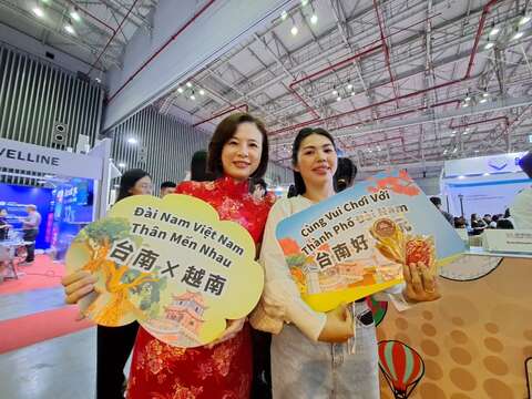 Vietnamese Rush to Take Photos of Tainan at International Travel Expo in Vietnam Tainan 400 Triggers Strong Interest in Travel to Ancient Capital 1