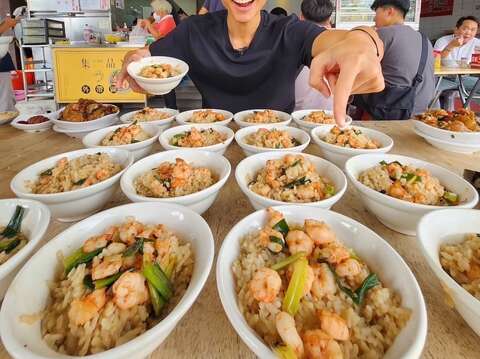 Singaporean Big Eater and YouTuber Zermatt Neo Tries Tainan’s Local Street Food Singaporean Visitors Drawn to Explore Tainan Cuisine 6