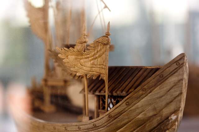 船只木造模型特写