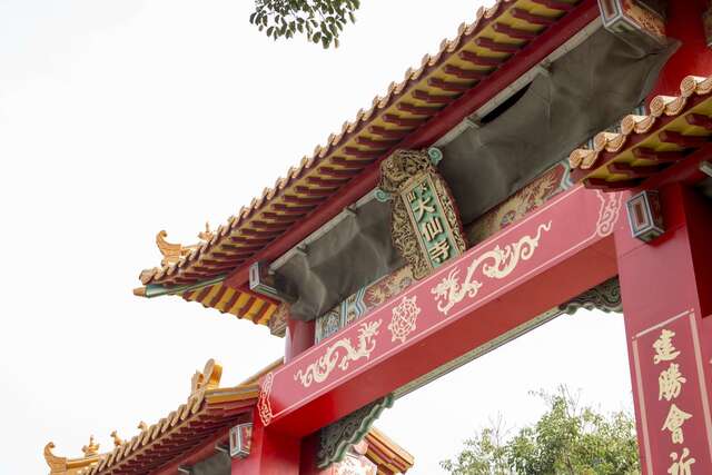 庙宇建筑采用中国佛寺传统建筑