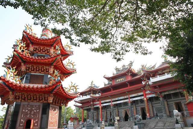 Longqi Wenheng Temple(龍崎文衡殿)