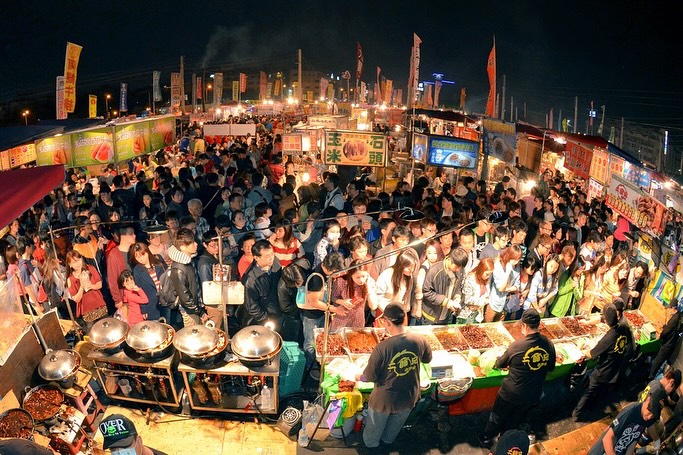 台南の夜を語るなら夜市!市内には曜日ごとに営業する「三大夜市」があり、旅程に合わせて楽しめます。 花園夜市(木・土・日)台湾を代...