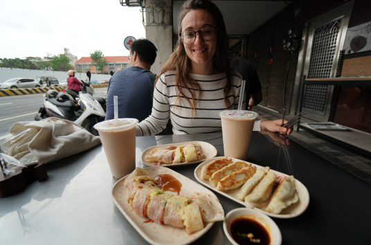 2.Start your day with a Taiwanese Breakfast
