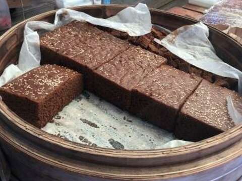 Dark brown sugar cake