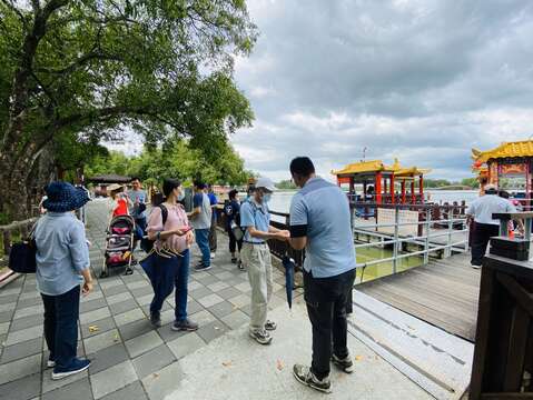  "Jian Shanpi southern resort before boarding cruise ships required to the amount, temperature and hand disinfection "