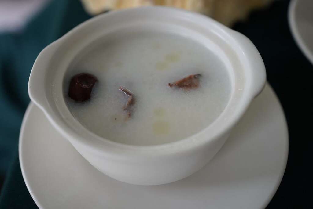 柳營牛奶雞湯