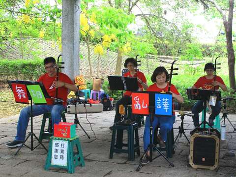 "Street Entertainer Music Performance"