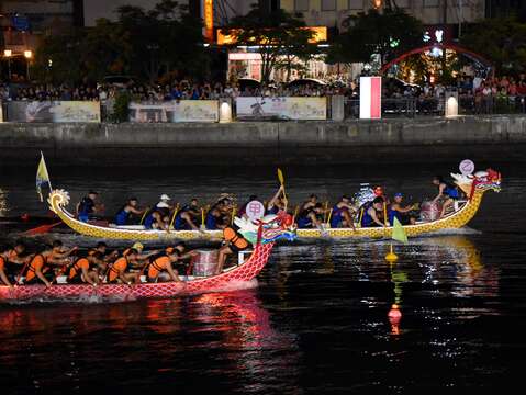 "Anping Canal Night Dragon Boat Race"