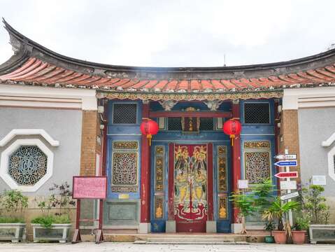 "Chen Deju Tang_Temple Front"