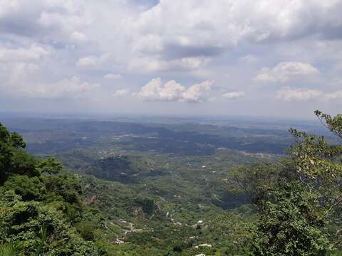 "Dongshan Kantou Mountain Trail Appreciation"